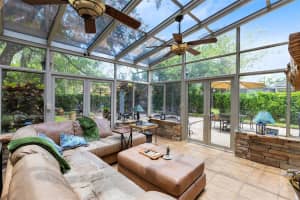 556 LAKE AVENUE, ALTAMONTE SPRINGS, FL 32701 Sold 08/07/25