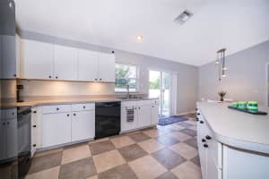 146 HIDDEN POINTE LANE, GROVELAND, FL 34736 Sold 07/15/25