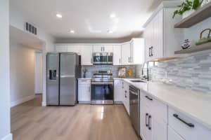 221 FERN DRIVE, ORANGE CITY, FL 32763 Sold 07/30/25