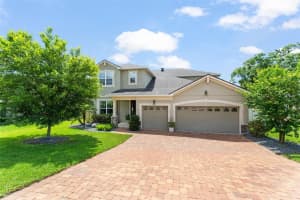 2401 Oxmoor Dr, DELAND