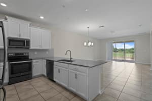 877 OCEAN COURSE AVENUE, DAVENPORT, FL 33896 - MLS#MFRO6313505