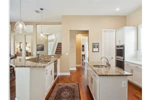 2880 OLD CASTLE DRIVE, WINTER PARK, FL 32792 Sold 09/30/25