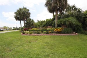 2037 WATERSEDGE DRIVE, DELTONA, FL 32738 - MLS#MFRO6313639