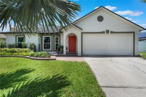 719 STEVELYNN CIRCLE, WINTER GARDEN, FL 34787 Sold 07/18/25