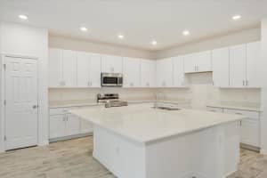 2500 RAGHAV TRAIL CIRCLE, TAVARES, FL 32778 Sold 10/23/25