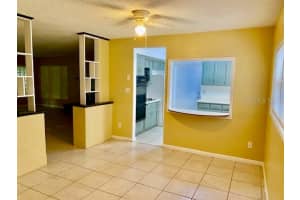 652 Kenwick Cir #205, CASSELBERRY