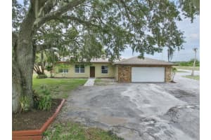 8812 Oakwood Dr, LAKE WALES