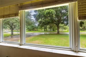 546 LAKE COMO CIRCLE, ORLANDO, FL 32803 Sold 07/31/25