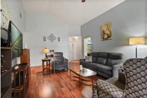 189 LAKESIDE CIRCLE, SANFORD, FL 32773 - MLS#MFRO6313942