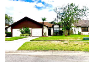 8522 SPARROWHAWK COURT, ORLANDO, FL 32829 - MLS#MFRO6313993