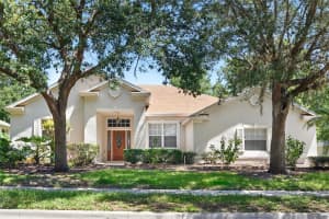 2674 SPICEBUSH LOOP, APOPKA, FL 32712 Sold 08/29/25