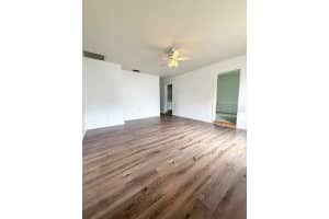 2215 VINE STREET, ORLANDO, FL 32806 - MLS#MFRO6314312