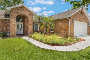 109 Hunter Point Ct, DEBARY