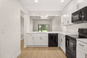 7528 CHAPELHILL DRIVE, ORLANDO, FL 32819 Sold 06/16/25