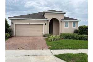 147 Seville Dr, DAVENPORT