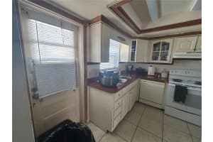 1812 FIRWOOD COURT, ORLANDO, FL 32818 Sold 08/25/25