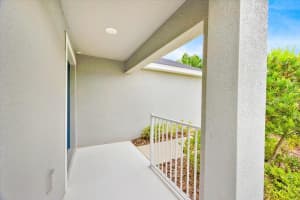 907 PEARLY RIDGE LN, LAKELAND, FL 33809 Sold 07/21/25