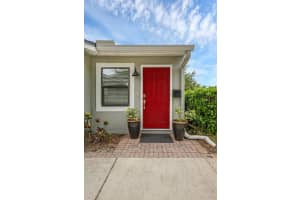 1021 FOREST AVENUE, ORLANDO, FL 32803 - MLS#MFRO6314909