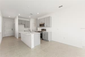 192 DUCKWEED AVENUE, FRUITLAND PARK, FL 34731 Sold 09/12/25