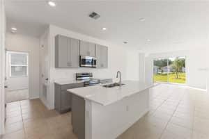 192 DUCKWEED AVENUE, FRUITLAND PARK, FL 34731 Sold 09/12/25