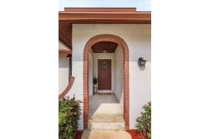 8988 ANGELICA DRIVE, ORLANDO, FL 32836 Sold 09/26/25