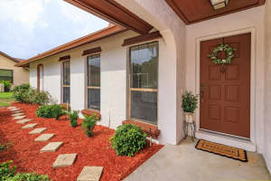 8988 ANGELICA DRIVE, ORLANDO, FL 32836 Sold 09/26/25