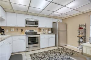 14 ESCONDIDO COURT, ALTAMONTE SPRINGS, FL 32701 - MLS#MFRO6315205