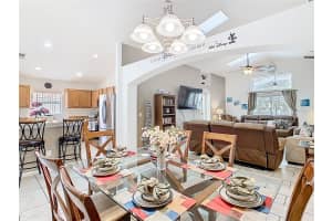 512 VIOLA DR, DAVENPORT, FL 33837 - MLS#MFRO6315234
