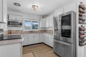 1328 VASSAR STREET, ORLANDO, FL 32804 Sold 07/18/25