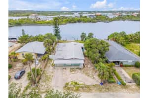 2582 Lakeshore Dr, FLAGLER BEACH