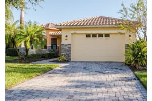 223 Monterey St, KISSIMMEE