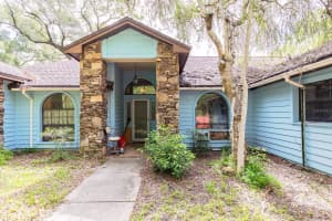 4933 ROUND LAKE ROAD, APOPKA, FL 32712 - MLS#MFRO6315507