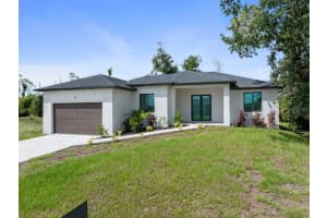 44 Tournament Rd, ROTONDA WEST