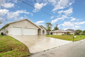 924 TEXAS STREET, ENGLEWOOD, FL 34223 - MLS#MFRO6315608