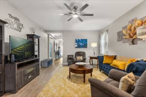 2417 LINER AVENUE, APOPKA, FL 32703 - MLS#MFRO6315646