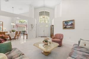 4026 LAKE ORLANDO PARKWAY, ORLANDO, FL 32808 - MLS#MFRO6315671