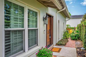 830 Oak St, ORLANDO