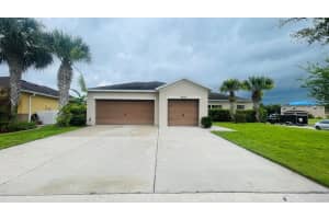 4044 Marina Isle Dr, KISSIMMEE