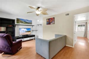 5662 ROYAL PINE BOULEVARD, ORLANDO, FL 32807 Sold 09/03/25