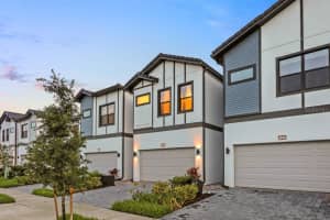 10293 EBB TIDE LANE, ORLANDO, FL 32821 - MLS#MFRO6315902