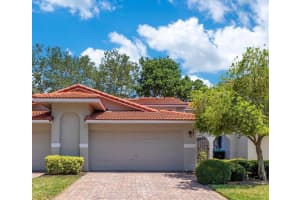 8035 BAYSIDE VIEW DRIVE, ORLANDO, FL 32819 Sold 06/30/25