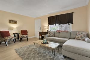 145 OYSTER BAY CIRCLE, ALTAMONTE SPRINGS, FL 32701 - MLS#MFRO6315922