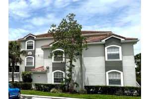 14037 Fairway Island Dr #211, ORLANDO