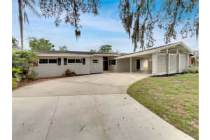 2710 WYNDHAM LANE, ORLANDO, FL 32808 - MLS#MFRO6316048