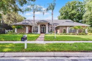 831 ROYALWOOD LANE, OVIEDO, FL 32765 - MLS#MFRO6316105