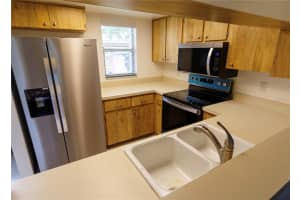 1122 MONTROSE PLACE, DUNEDIN, FL 34698 Sold 12/01/25