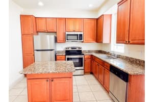 2404 BELLA VISTA DRIVE, DAVENPORT, FL 33897 - MLS#MFRO6316323