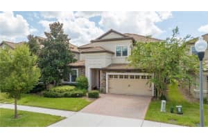 1439 Moon Valley Dr, DAVENPORT