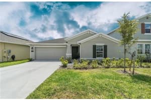 798 Kapi Dr, GROVELAND