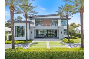 1010 RIVERSIDE DRIVE, NEW SMYRNA BEACH, FL 32168 Sold 08/21/25